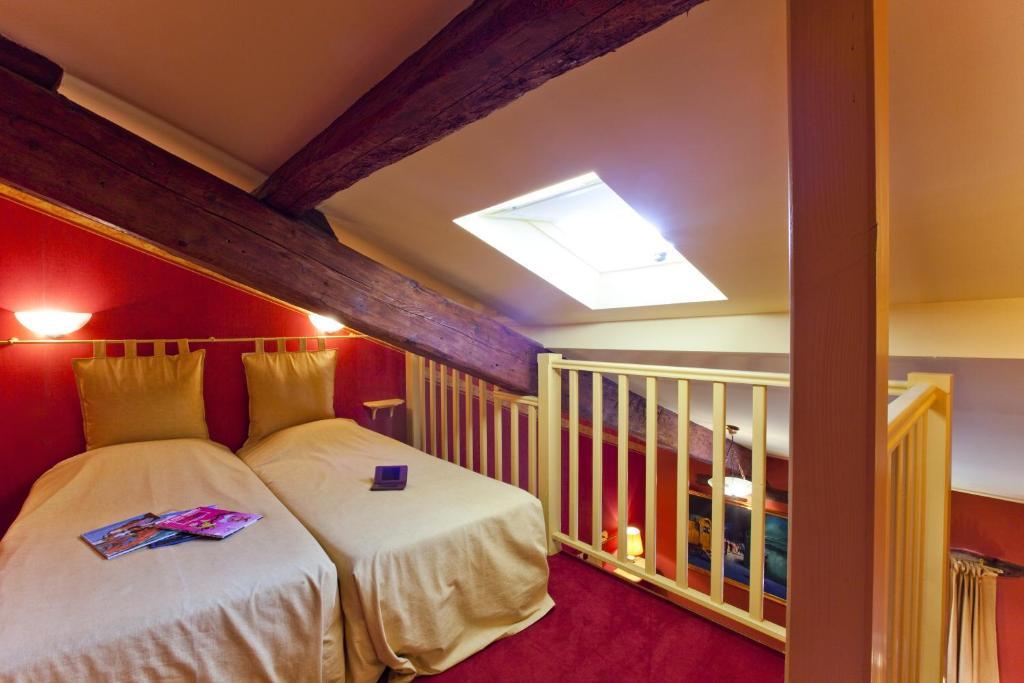 Le Domaine De La Colombiere Hotel Moissieu-sur-Dolon Room photo